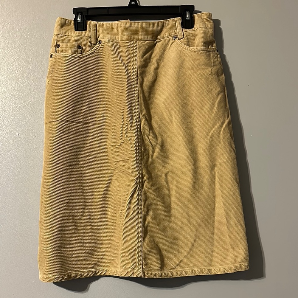 Henne 40 Tan Skirt